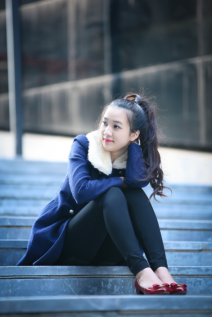 美女校花把我夹的好爽